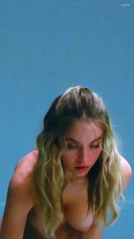 Sydney Sweeney - The Voyeurs (2021) - Vertical Crop, Color Corrected & Smooth Slo-mo