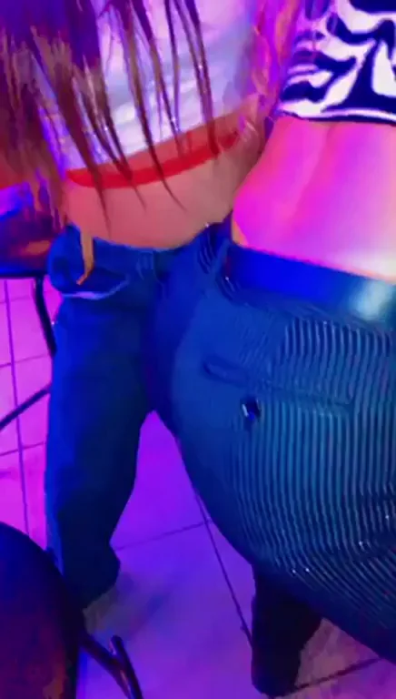 Twerk That Big Ass on Daddy's Dick 🕺🍑🔥