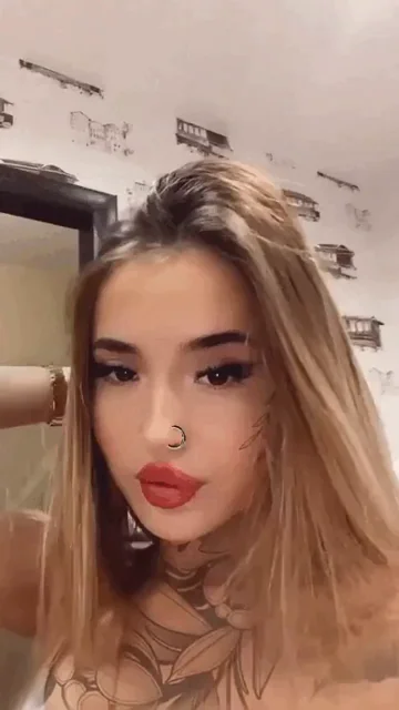 Work's a Bust 😩 All I Crave is Gagging on Thick Cock 🍆💦