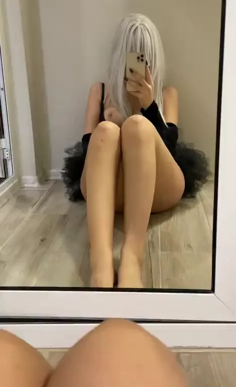 Girl Next Door's Juicy Pussy Tease 💦👅