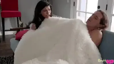 Blowjob Family Seduction Shaved Pussy Step-Sister Teen Porn