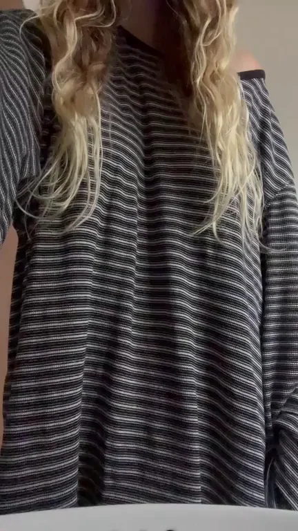 Cozy Saturday Titty Drop Surprise 🍈🍈💦