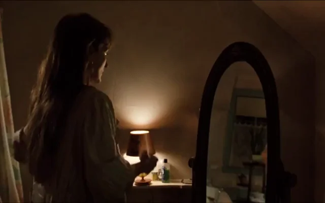 Meryl Streep's Sultry Mirror Tease 😈🔥