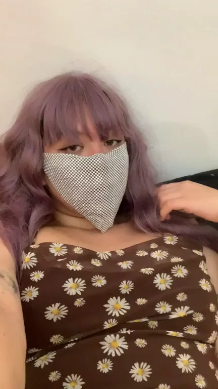 [F18] Am Dienstag zeigt man ja bekanntlich seine Boobs :P
