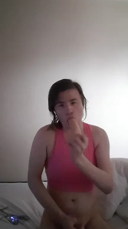 I'm a 21 yr old trans girl sucking my dildo any other trans girls want to join me for some fiun