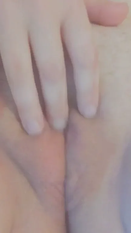 Volume up to hear my juicy little pussy