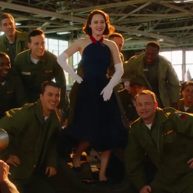 Rachel Brosnahan's Sexy Cleavage Tease in Marvelous Mrs. Maisel 😍👗💋
