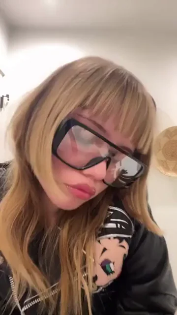 Lexee Smith's Juicy Celeb Booty Tease 🍑🔥