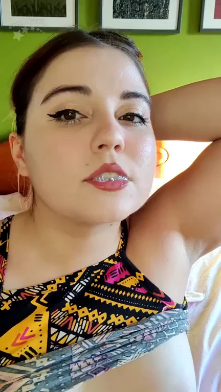 Barely Legal Babe Begs: Use My Wet Mouth? 😛💦
