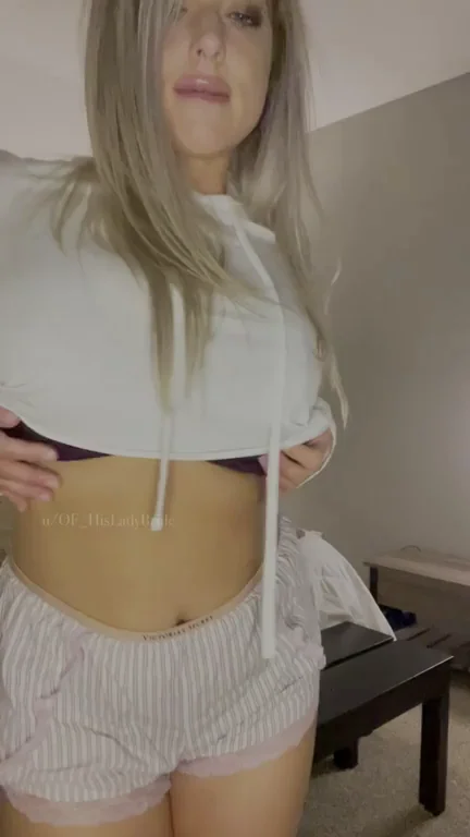 32 mom of 2 kids. Would you let me strip for you?