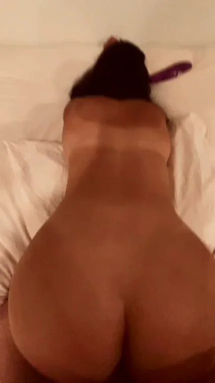 Do you guys enjoy a hot cumshot here?