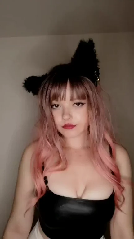 Would you fuck this 19 years old girl?