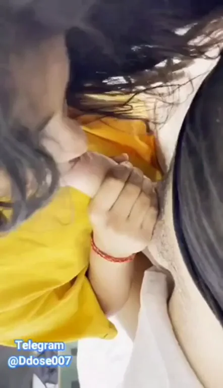Horny Desi GF Giving BL0wj0B & Enjoying Doggystyl with her Boyfriend ? " Total 3 Video's " TOTAL 3 VIDEO'S Download??