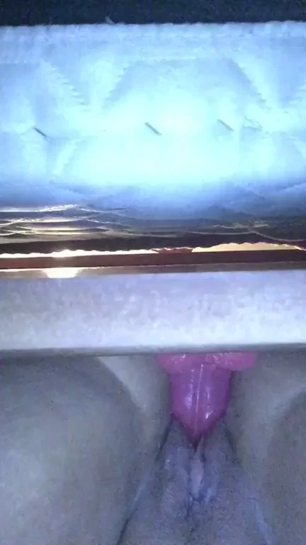 18F Slut Craves Dick: Pussy Toy Fuck on Bed 😈🍆💦