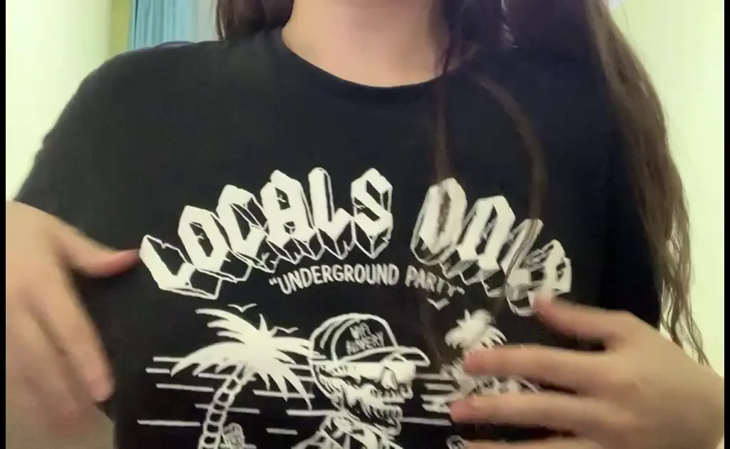 First Timer Titty Drop 😍🍈🍈
