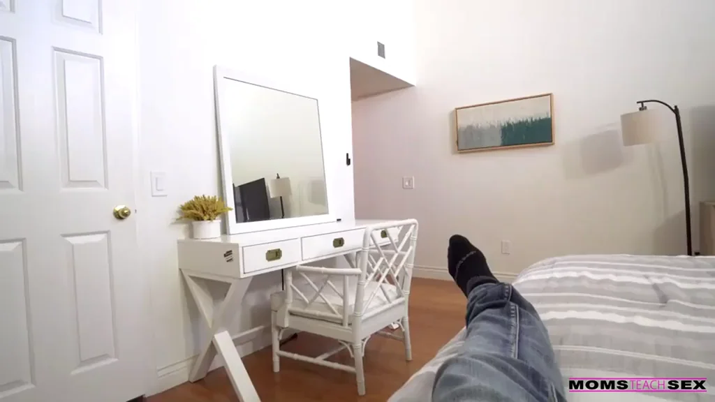 Blowjob Hardcore Jordan Maxx Riding Step-Mom Porn GIF by pornotree.com