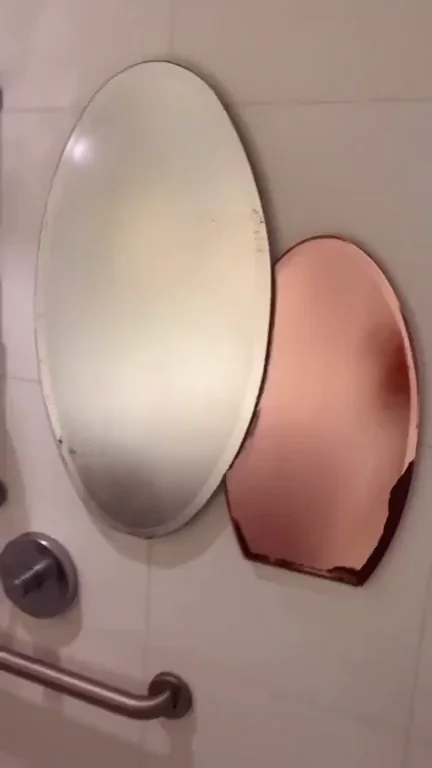 Steamy Bimbo Mirror Tease 💦🔥