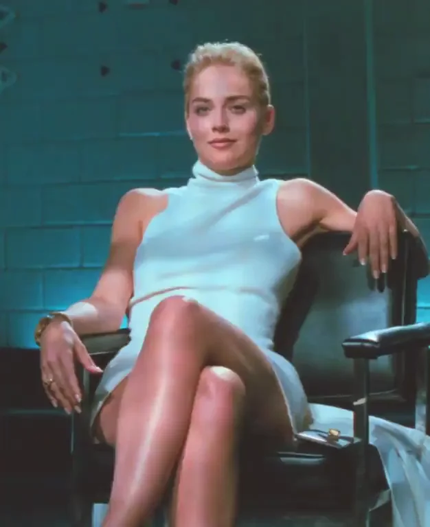 Sharon Stone in 'Basic Instinct' [4k remaster]