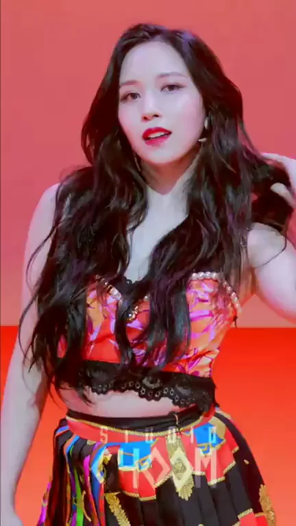 TWICE - Mina
