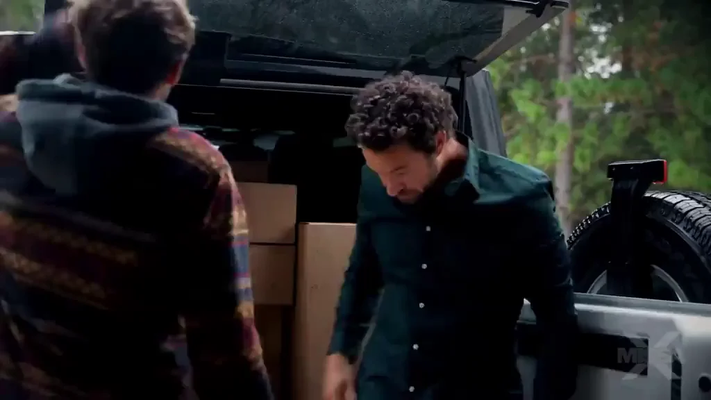 🚗 Mommy's Lap Ride Turns into Sneaky Car Fuck with Son 💦🔥