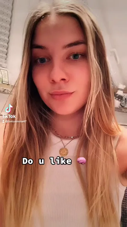 What TikTok Slut Fit Makes Your Cock Throb? 😘💦