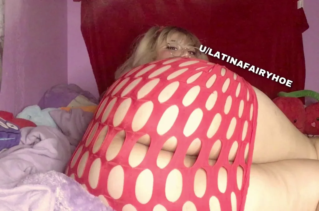 Creampie My Tight Pussy or Juicy Asshole?