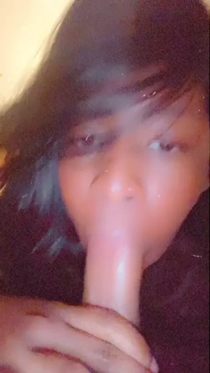 I love sucking a thick dick