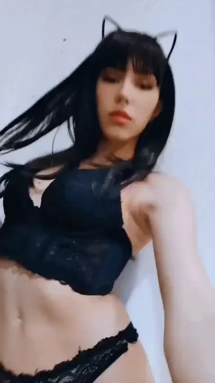 Do you like the body of a 18 yo?