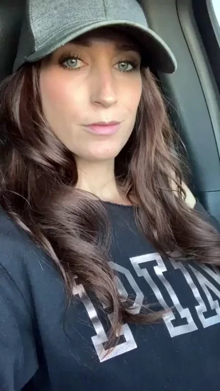 Preggo Slut's Car Fingering Frenzy: Horny Bump & Tits Out ???