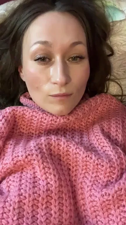 🧥 Massive Tits Hiding Under My Cozy Sweater! 😍🍈🍈