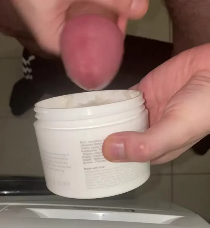 💦 Cum Lotion in Mom's Jar 😈