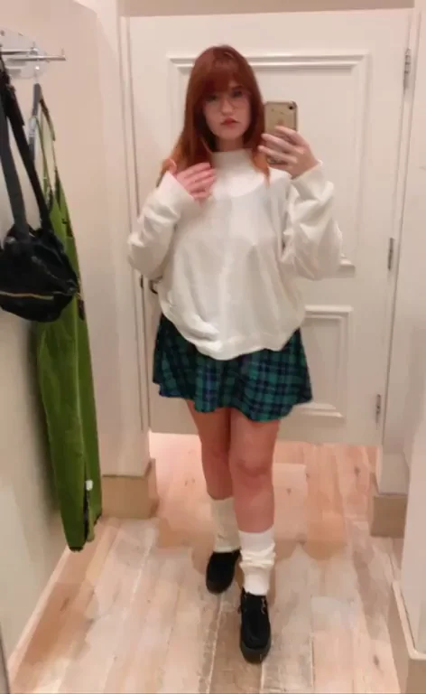 Would you follow me into the dressing room for a quickie?