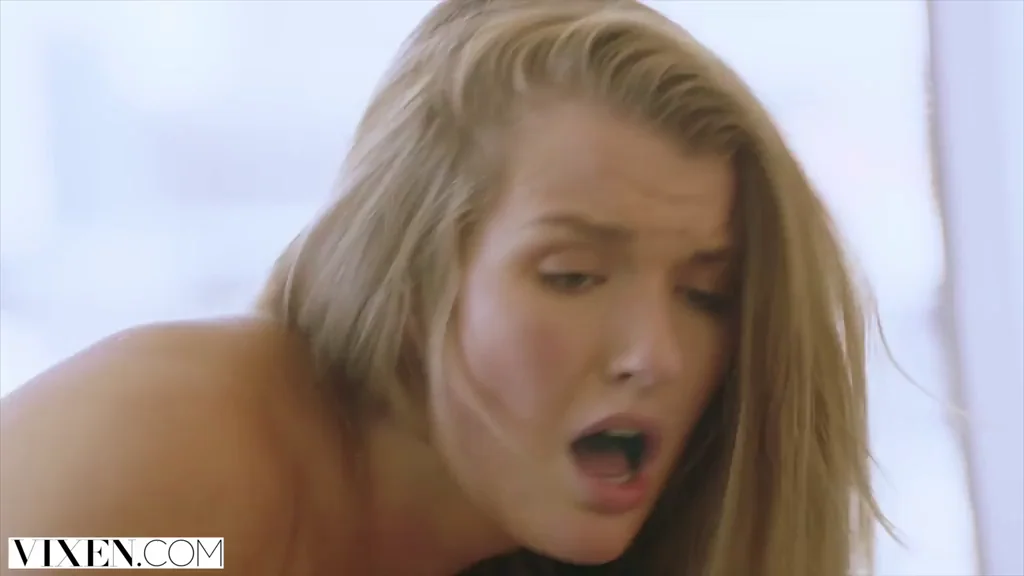 Mia Melano's Rough High Life Pound Fest 🍆💦