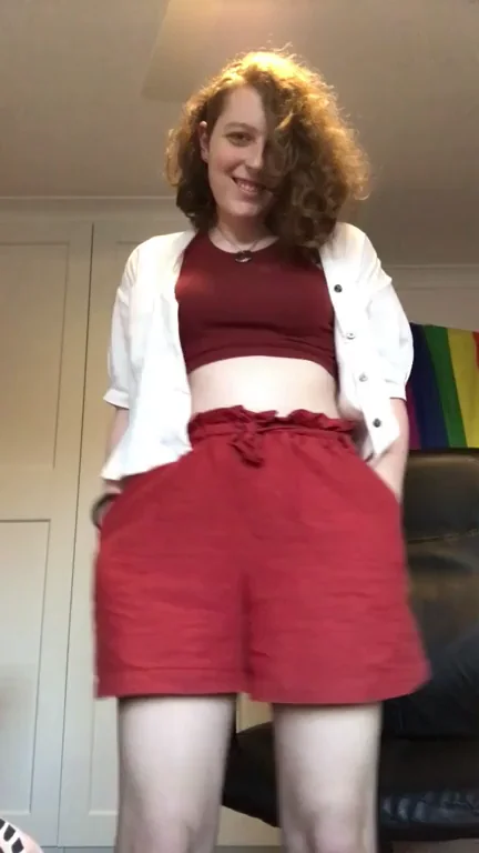 Undress This Cute Trans Slut Tease 😘🍆