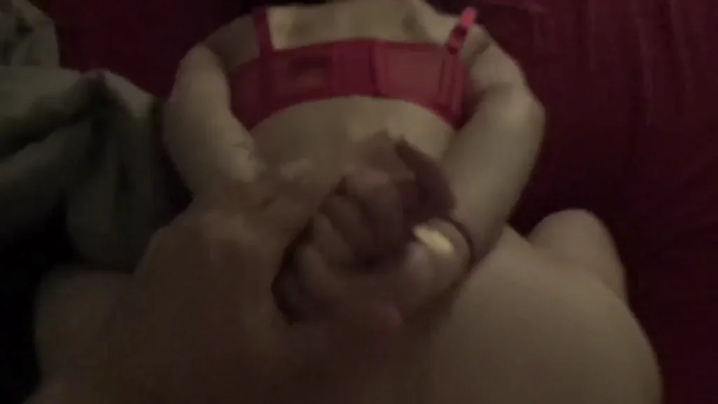I can’t wait to find another reddit girl this small.