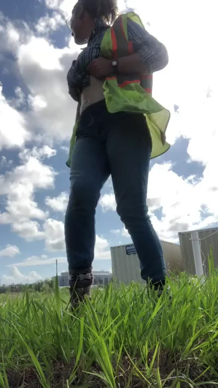 I’m sure no one saw ? [GIF]