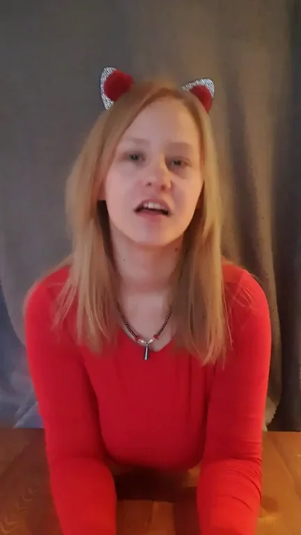 Blushing Busty Blonde Kitty 😳😻 Heh, Kinda Happy Tho! 🥰🍒