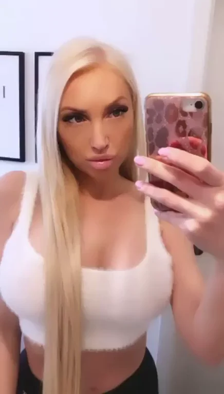 [/r/Onlyfansfirls101] W E L C O M E D A D D Y ? Every new follower today on OF gets a free naked video of me... Belive me.. I never do this... ??? Write me on OF and tell me that you come from reddit.