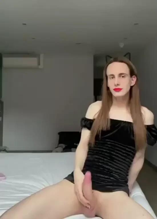 I’m so horny today ??