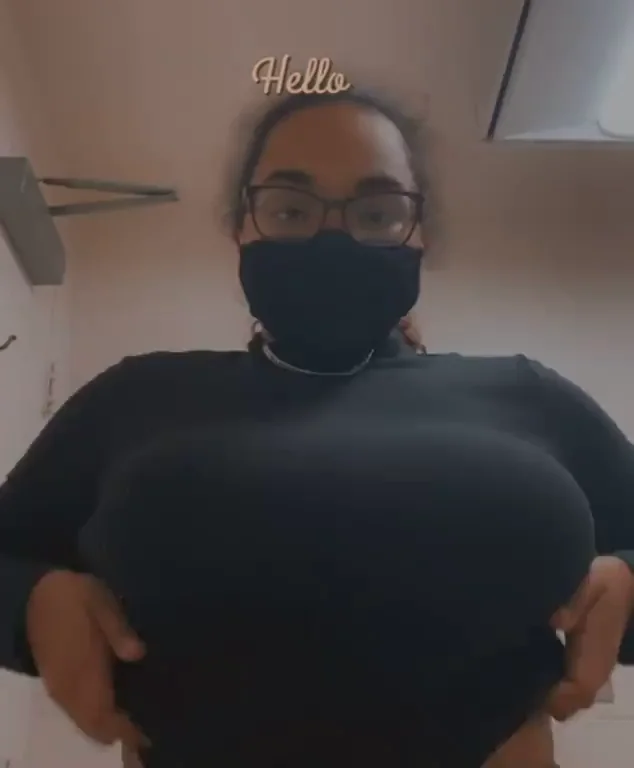 Blasian tittys at work? oc