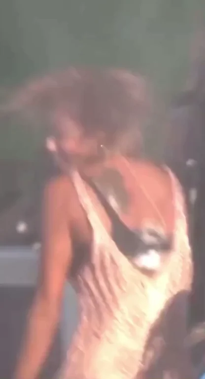Jessi's Sexy Dance Tease 💃🔥