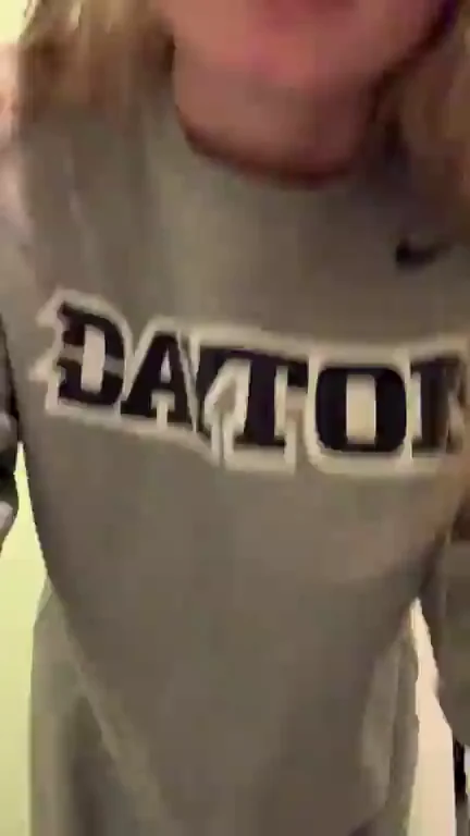 Cute Legal Teen Teases in Oversized Sweatshirt? 😏🍑