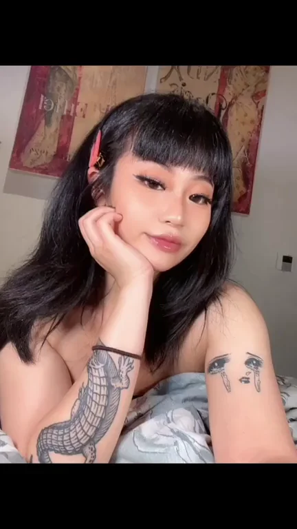 Jesus Christ! 🍑 PAWG Goddess Tease 😈🔥