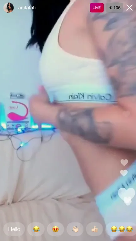 IG Live Tease: Stop Scrolling, She Flashes Those Perky Tits for You!