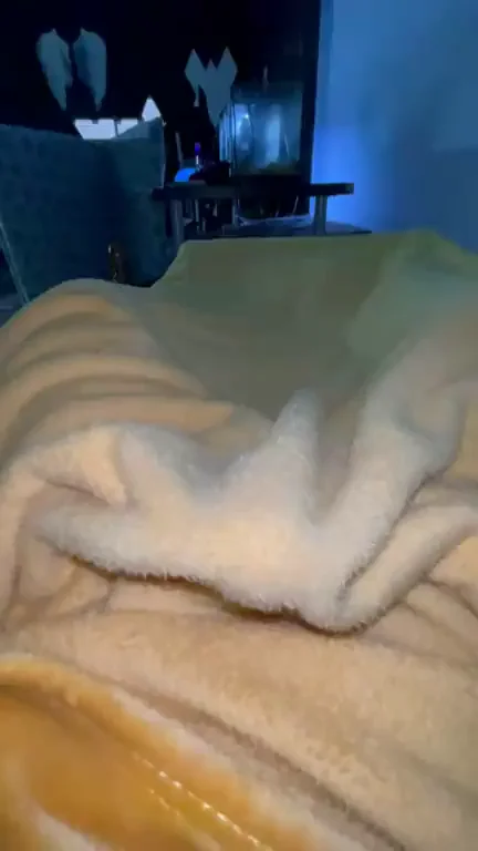 Would you join me bed like that???