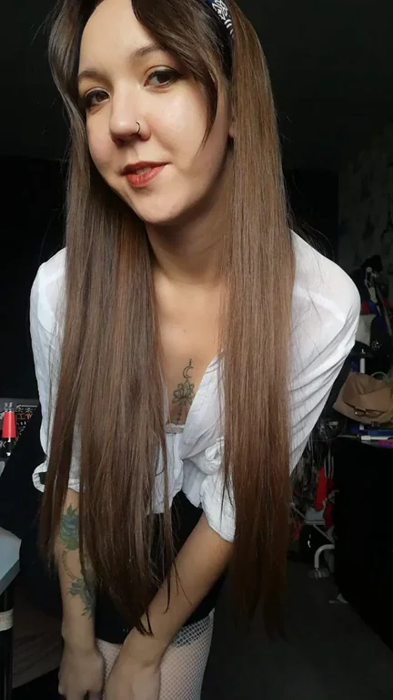 Tiny Tits Up Front, Juicy Russian Ass Surprise 🍑🔥