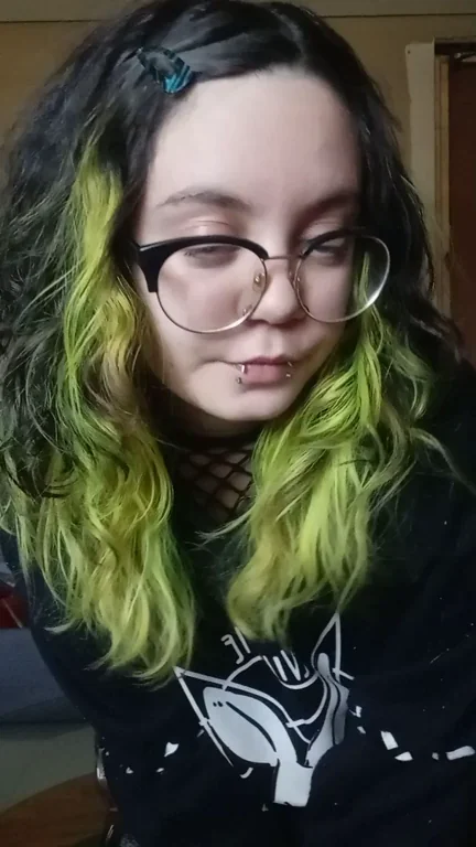 do you like my neon green hair?