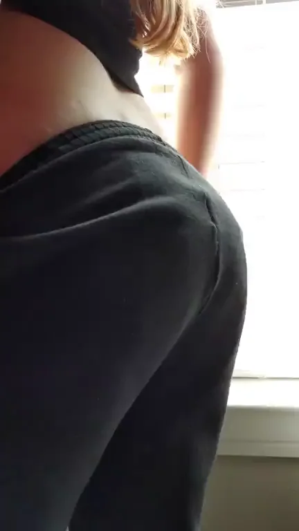 Does This Big Booty Count? 🍑💦