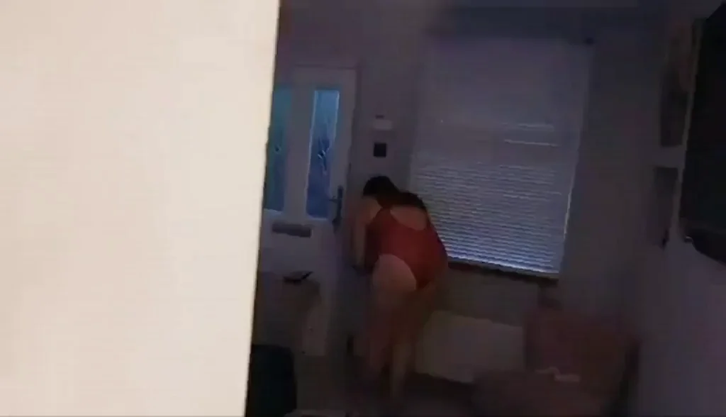 Answering the door in my underwear to pizza man, sure he took longer to give me the [f]ood