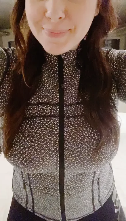 Smash or pass with this pale Canadian? ??